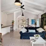 Nespolo Леванто